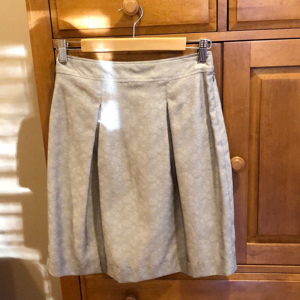 Burberry silver skirt